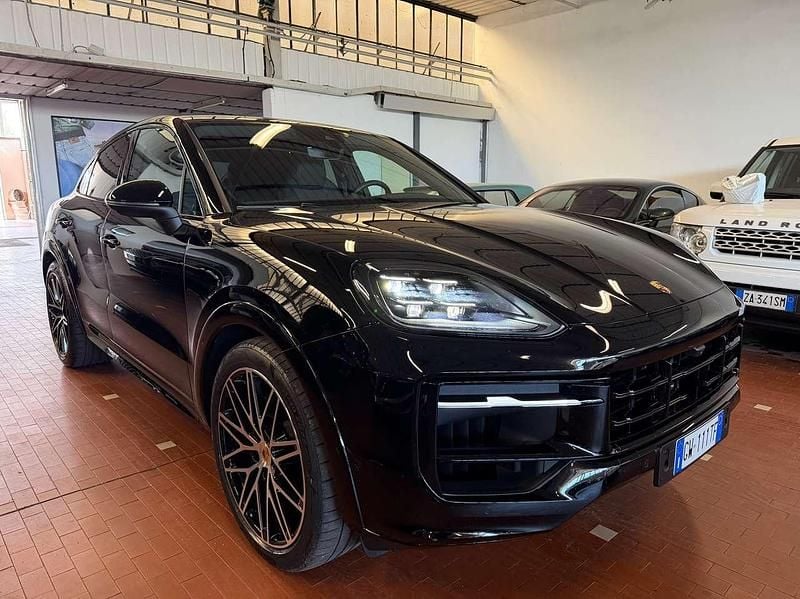 Usata Porsche Cayenne 354 CV (260 kW) 2024 Nero SUV