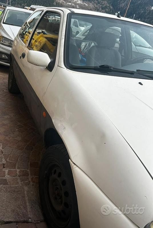 Usata Ford Fiesta 1998 Utilitaria