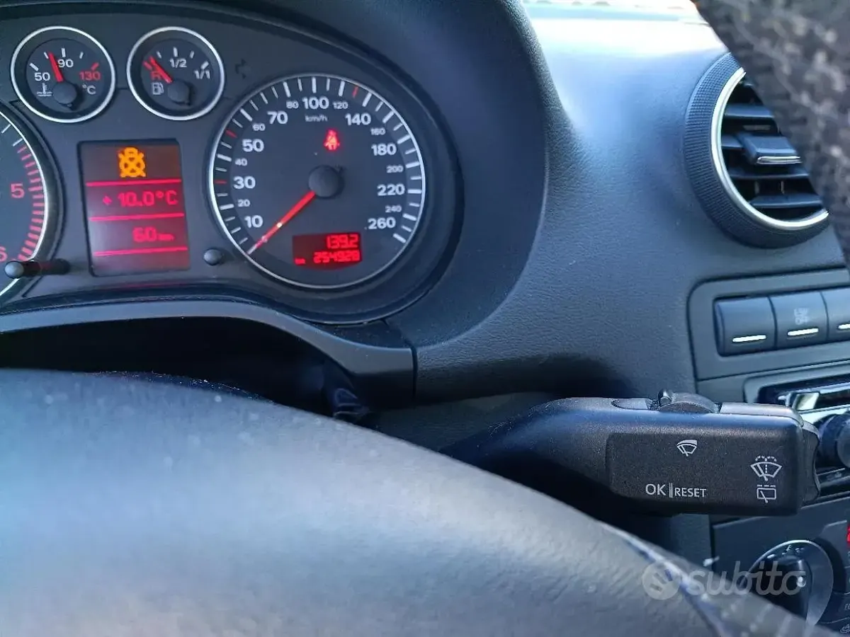 Usata Audi A3 S-Line 140 CV (102 kW) 2005 Utilitaria