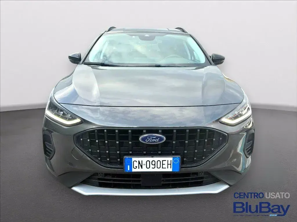 Usata Ford Focus Active 115 CV (84 kW) 2023 Magnetic grey Station wagon