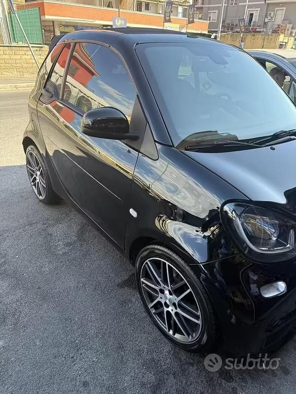 Usata Smart ForTwo Cabrio Brabus Xclusive 109 CV (80 kW) 2018 Nero Cabrio