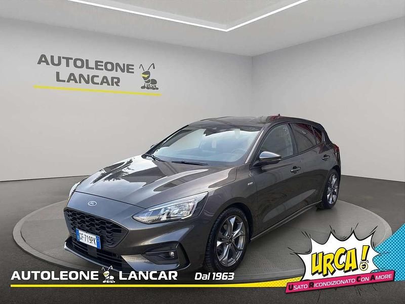 Usata Ford Focus ST-Line 120 CV (88 kW) 2021 Grigio Berlina