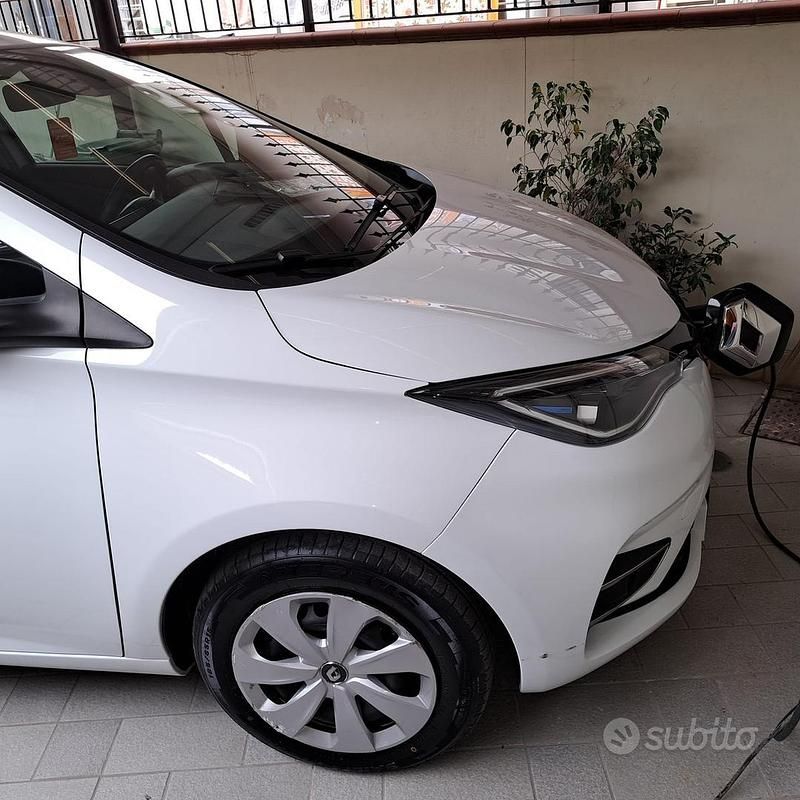 Usata Renault Zoe 80 kW (109 CV) 2021 Bianco Utilitaria
