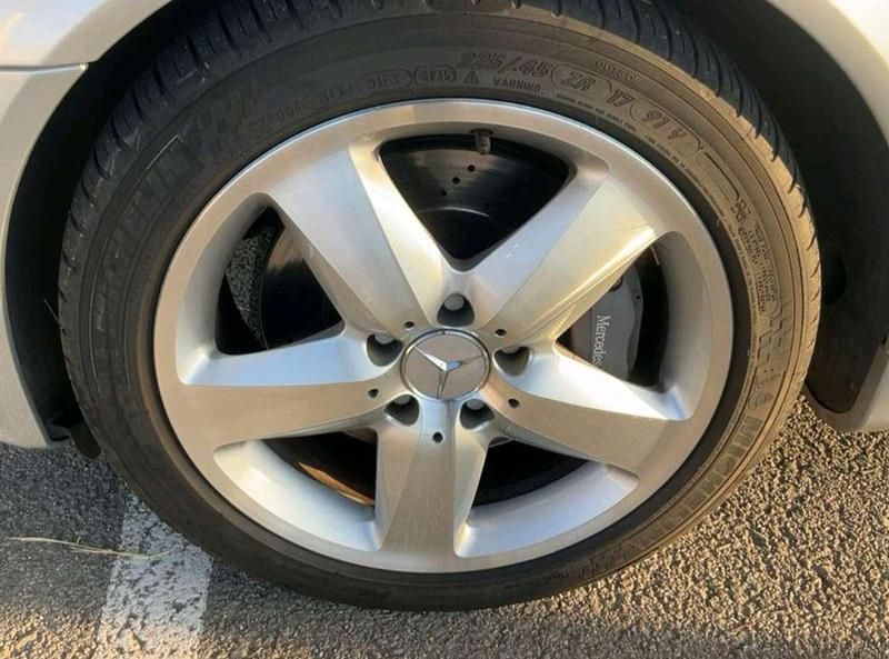 Usata Mercedes SLK350 272 CV (200 kW) 2004 Argento Cabrio