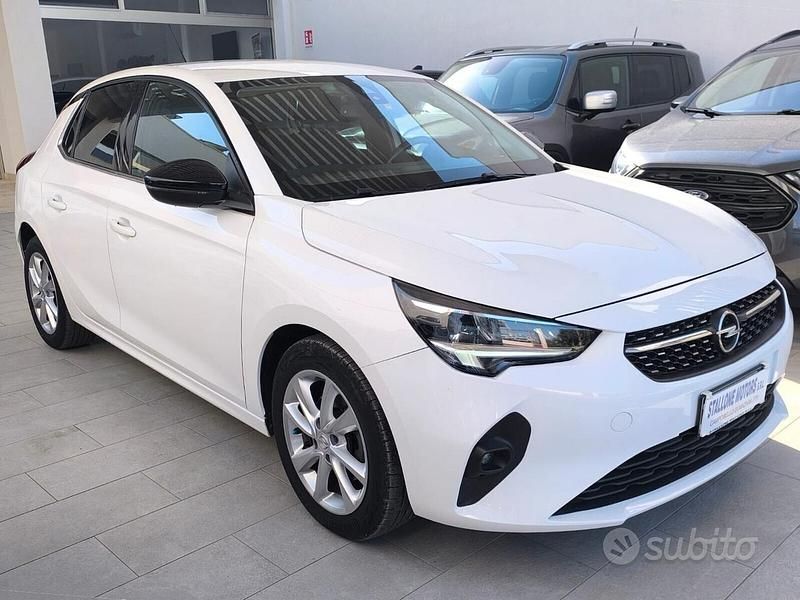 Usata Opel Corsa Edition 101 CV (74 kW) 2022 Bianco Utilitaria