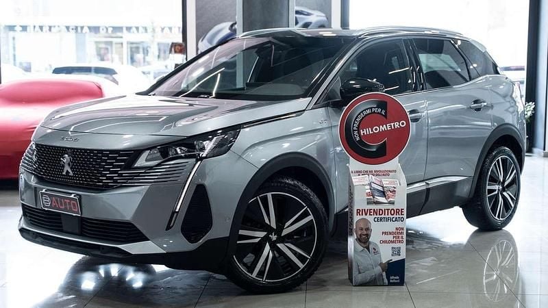 Usata Peugeot 3008 GT 131 CV (96 kW) 2022 Argento metallizzato SUV