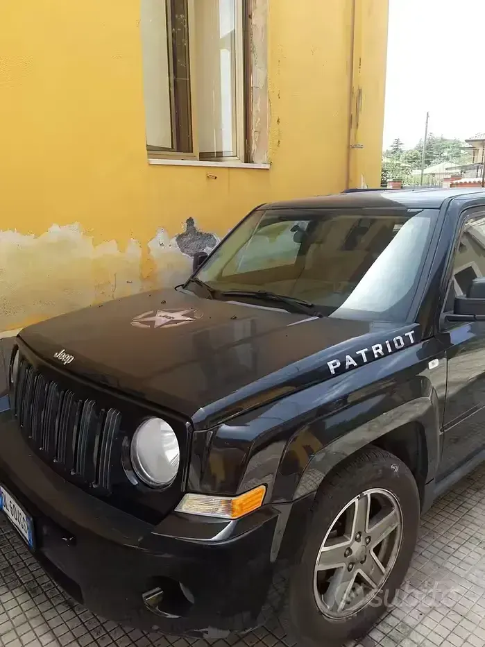 Usata Jeep Patriot 140 CV (102 kW) 2007 Nero SUV