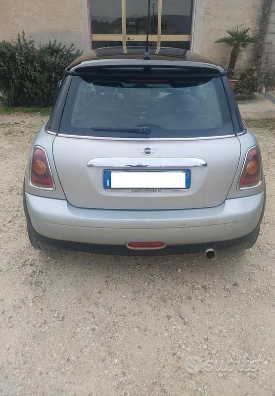 Usata Mini Cooper D 109 CV (80 kW) 2008 Grigio Utilitaria