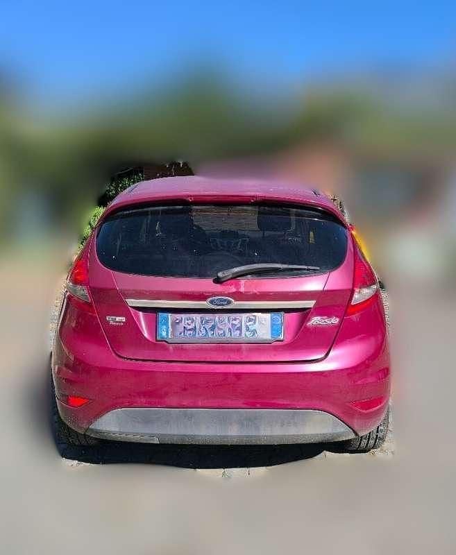 Usata Ford Fiesta Titanium 68 CV (50 kW) 2010 Berlina