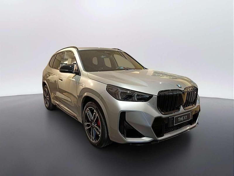 Nuova BMW X1 317 CV (233 kW) 2026 Space silver metallizzato SUV