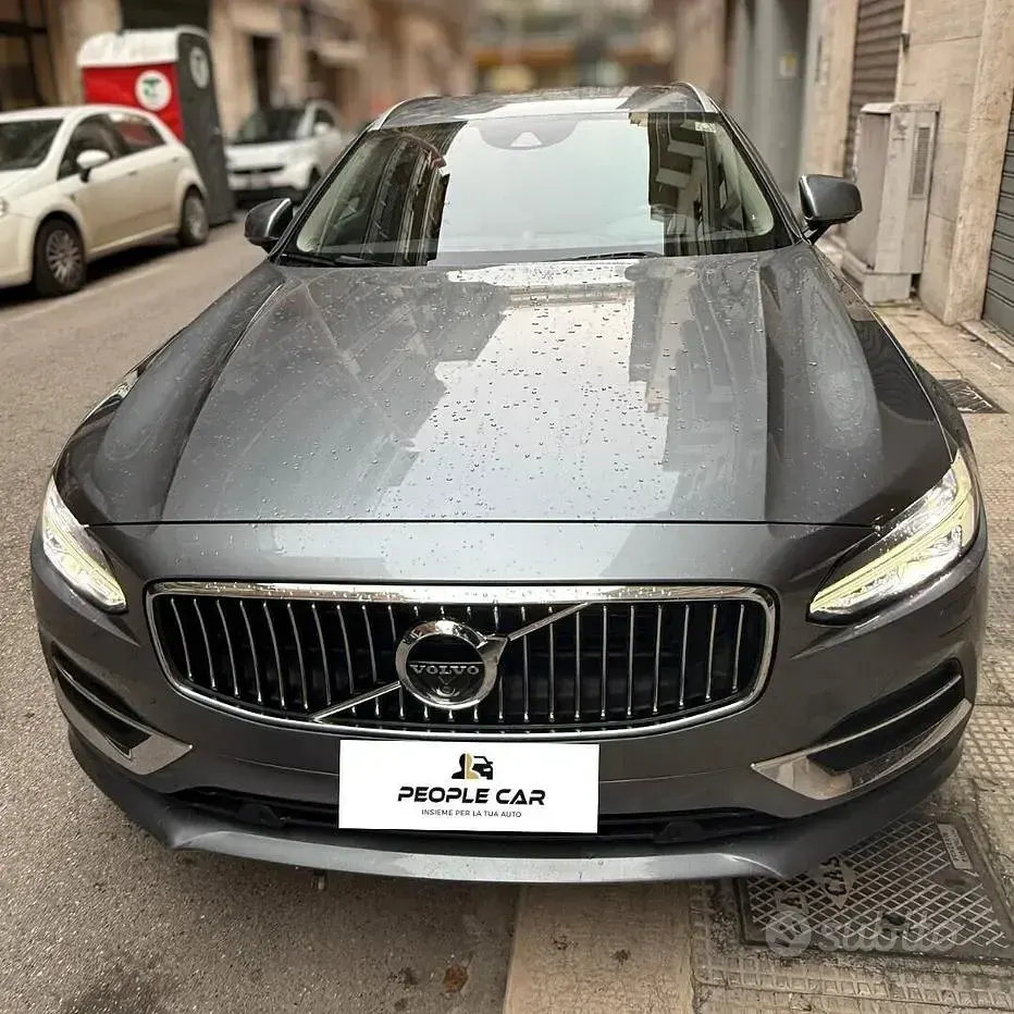 Usata Volvo V90 190 CV (139 kW) 2017 Grigio Station wagon