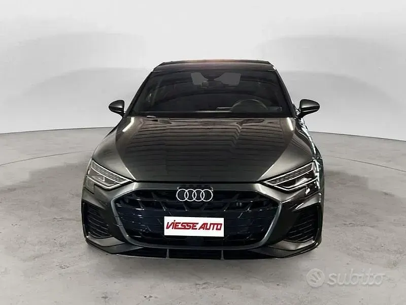 Usata Audi A3 S-Line 150 CV (110 kW) 2025 Grigio Berlina