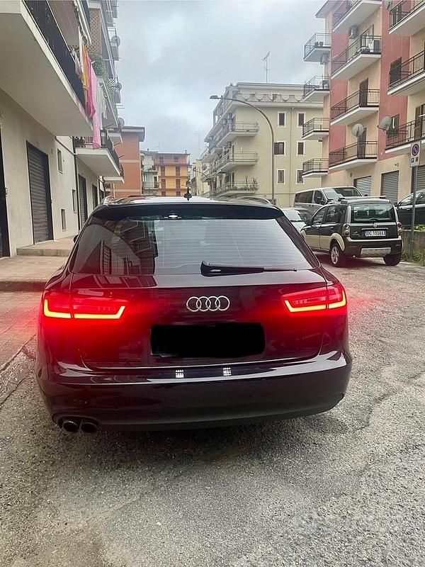 Usata Audi A6 177 CV (130 kW) 2013 Nero Station wagon