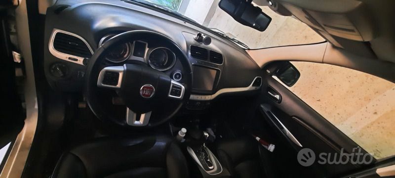 Usata Fiat Freemont 140 CV (102 kW) 2012 Bianco SUV