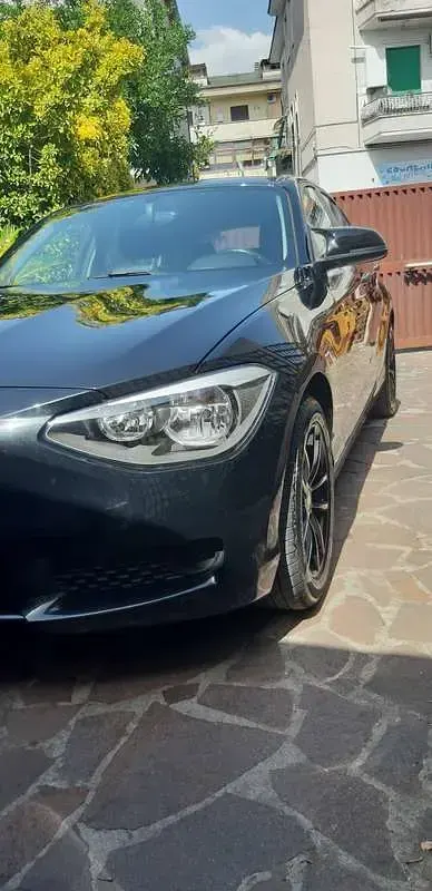 Usata BMW 116 Efficient Dynamics 116 CV (85 kW) 2013 Nero Utilitaria