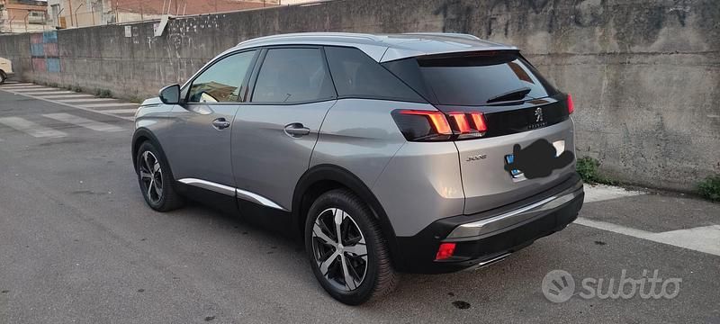 Usata Peugeot 3008 Allure 131 CV (96 kW) 2017 Grigio SUV