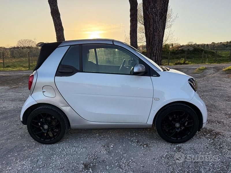 Usata Smart ForTwo Cabrio Passion 71 CV (52 kW) 2016 Bianco Cabrio
