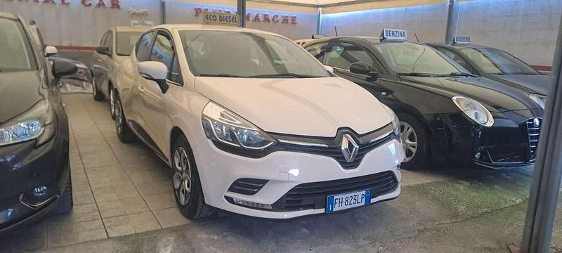 Usata Renault Clio IV Zen 75 CV (55 kW) 2017 Other Berlina