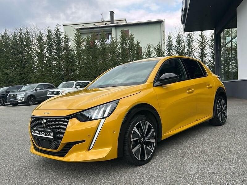 Usata Peugeot 208 GT 131 CV (96 kW) 2022 Giallo Utilitaria