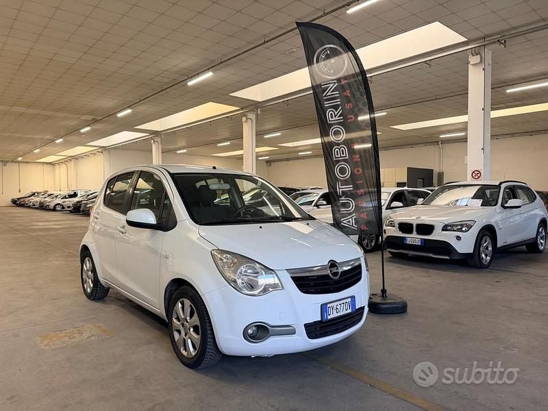 Usata Opel Agila Enjoy 65 CV (47 kW) 2009 Bianco Monovolume