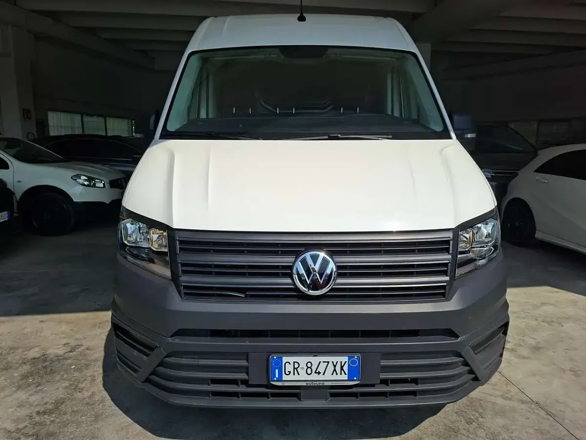 Usata VW Crafter 140 CV (102 kW) 2023 Bianco Furgone