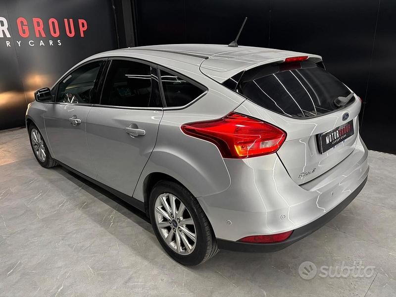 Usata Ford Focus Titanium 95 CV (69 kW) 2017 Grigio Berlina