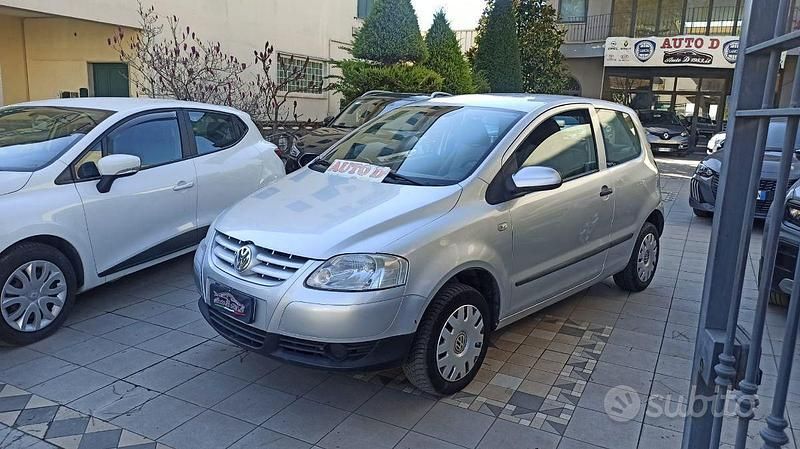 Usata VW Fox 70 CV (51 kW) 2006 Bianco Utilitaria