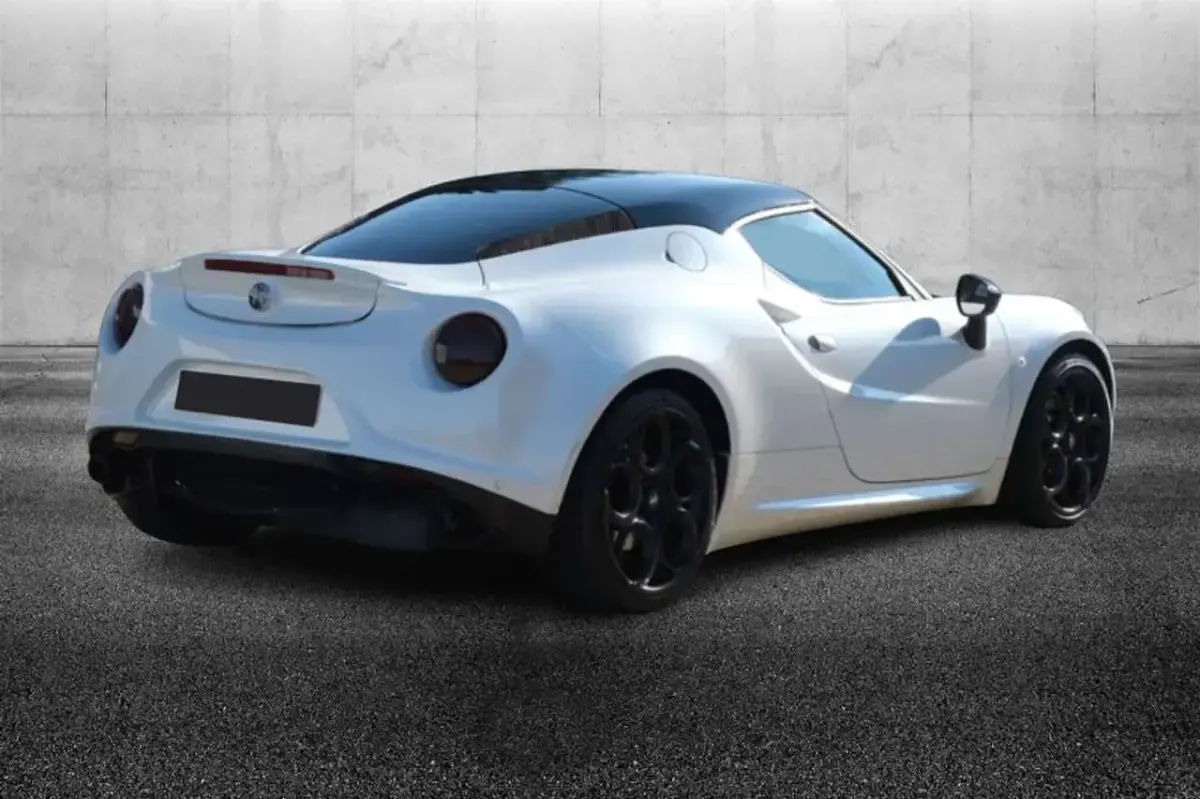 Usata Alfa Romeo 4C 241 CV (177 kW) 2015 Bianco Coupé