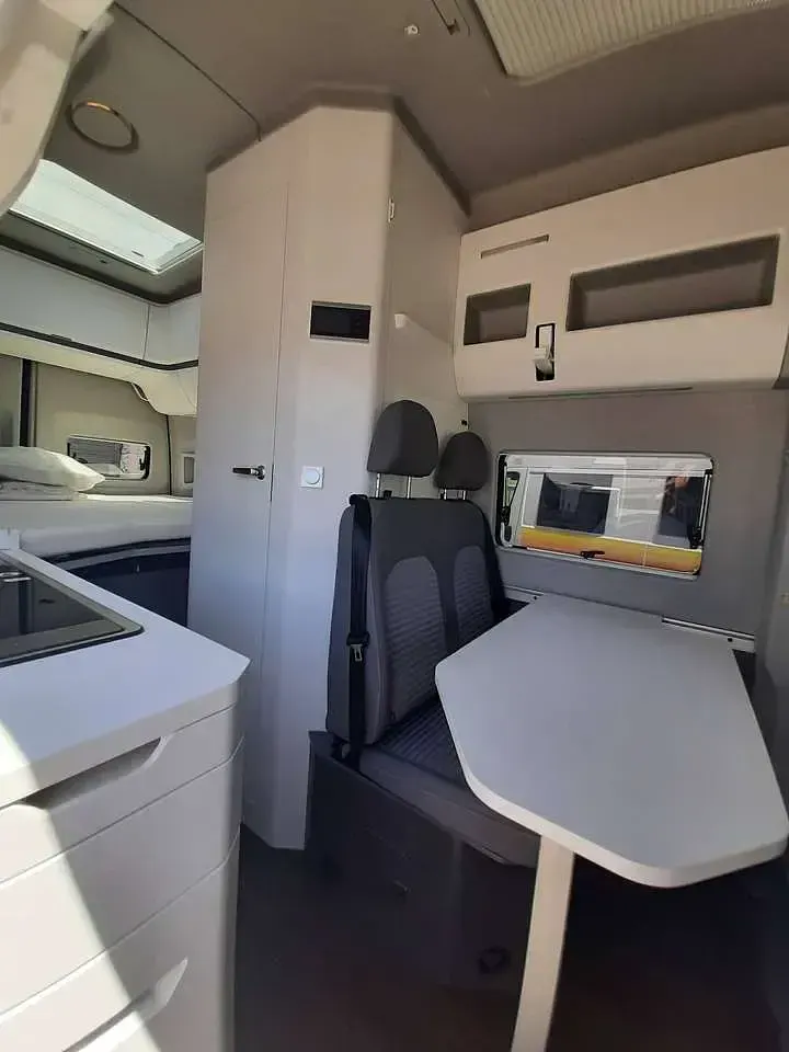 Usata VW California California 177 CV (130 kW) 2023 Bianco Furgone
