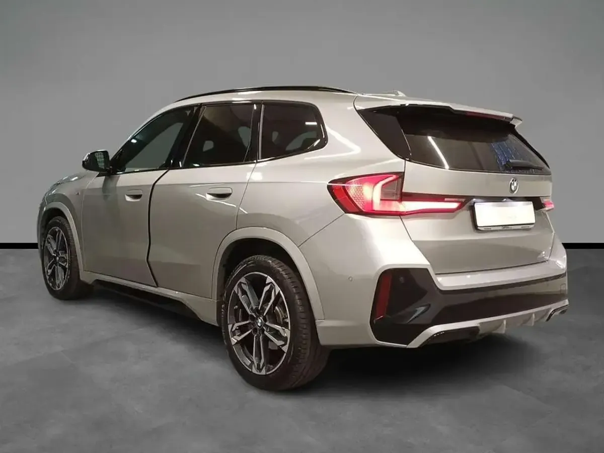 Usata BMW X1 M Sport 163 CV (119 kW) 2023 Space silver metallizzato SUV