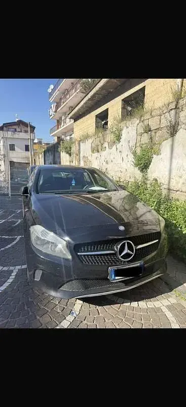 Usata Mercedes A180 Business 109 CV (80 kW) 2017 Utilitaria