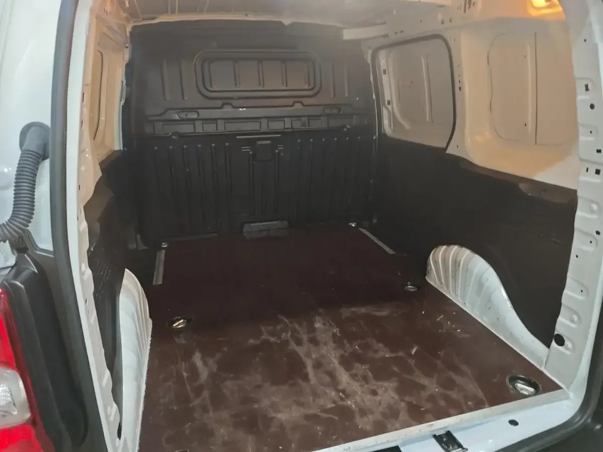 Usata Fiat Doblò 101 CV (74 kW) 2025 Bianco Monovolume