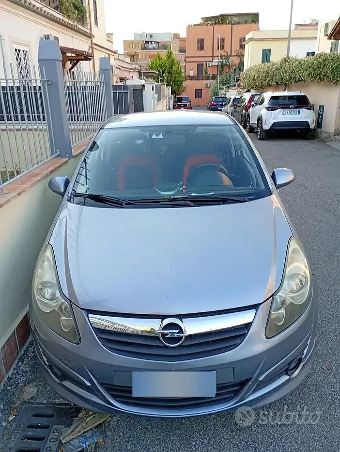 Usata Opel Corsa 150 CV (110 kW) 2008 Grigio Utilitaria