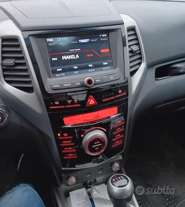 Usata Ssangyong (KGM) Tivoli 2015 Grigio SUV