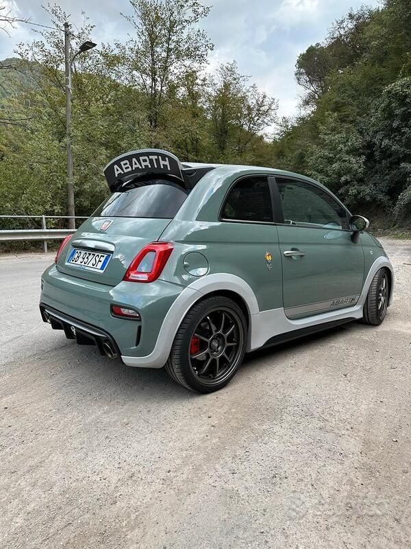 Usata Abarth 695 180 CV (132 kW) 2020 Verde Utilitaria