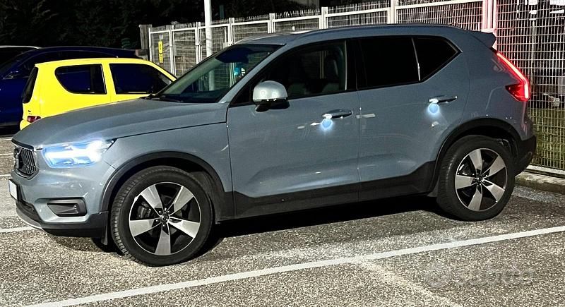Usata Volvo XC40 Inscription 163 CV (119 kW) 2020 Grigio SUV