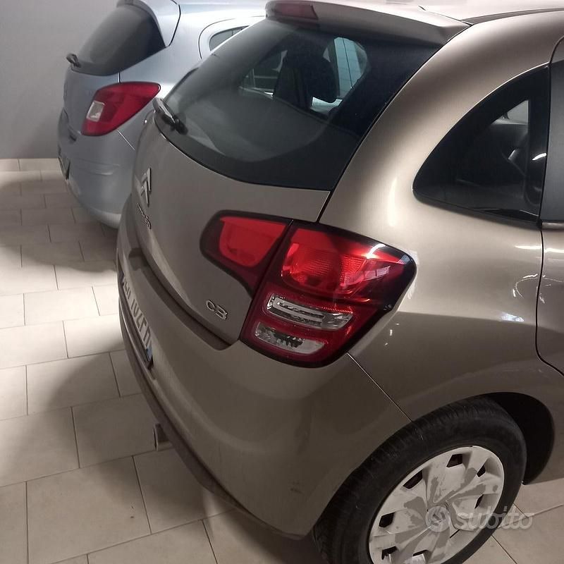 Usata Citroën C3 Business Class 68 CV (50 kW) 2011 Giallo Berlina