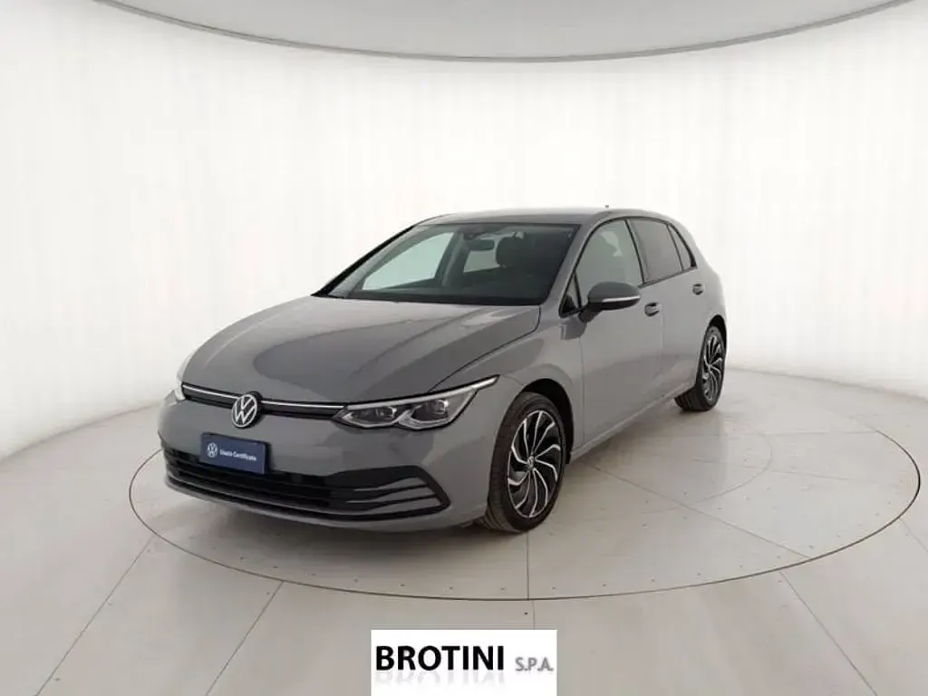 Usata VW Golf VIII Life 110 CV (80 kW) 2023 Berlina