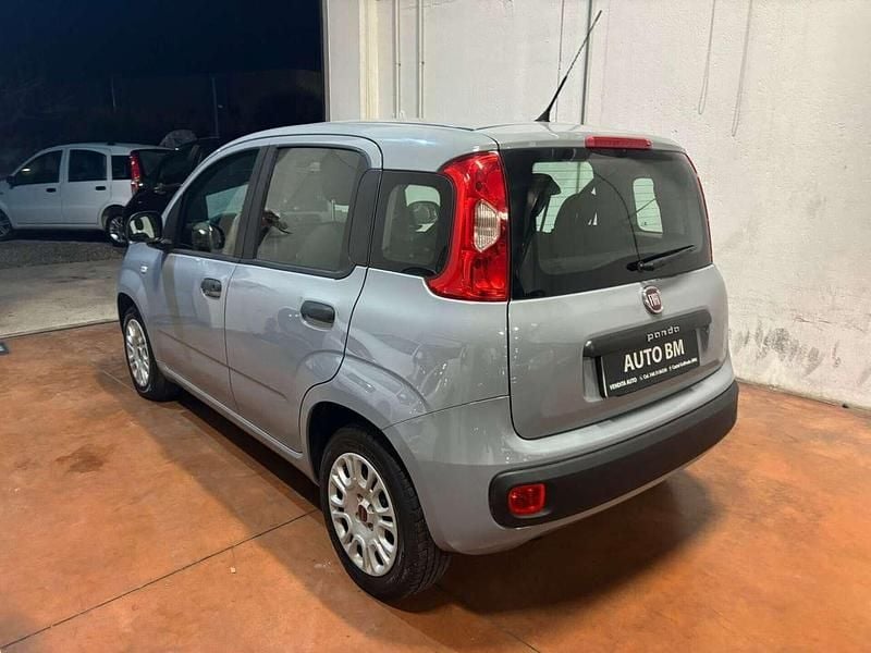 Usata Fiat Panda Lounge 69 CV (50 kW) 2019 Blu Berlina