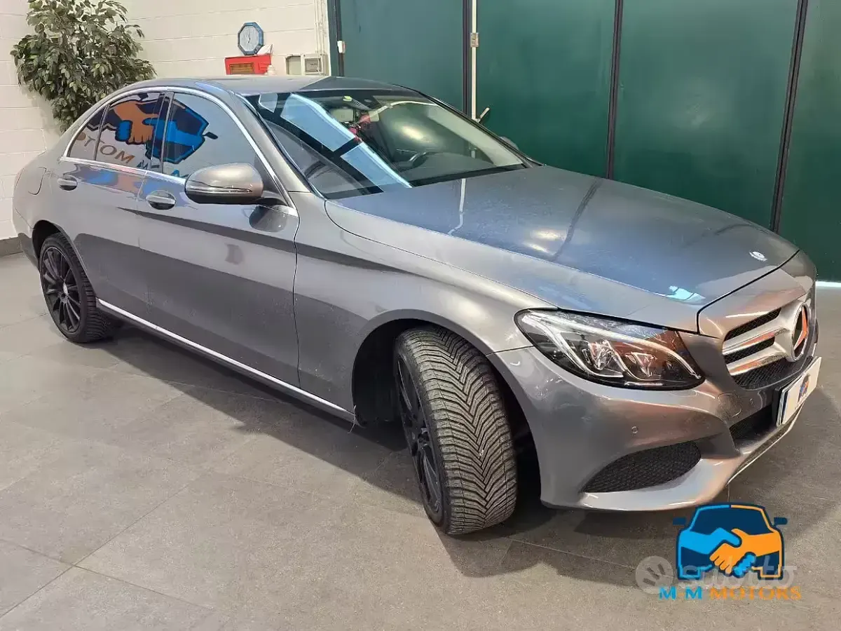 Usata Mercedes C220 Executive 170 CV (125 kW) 2016 Grigio Berlina
