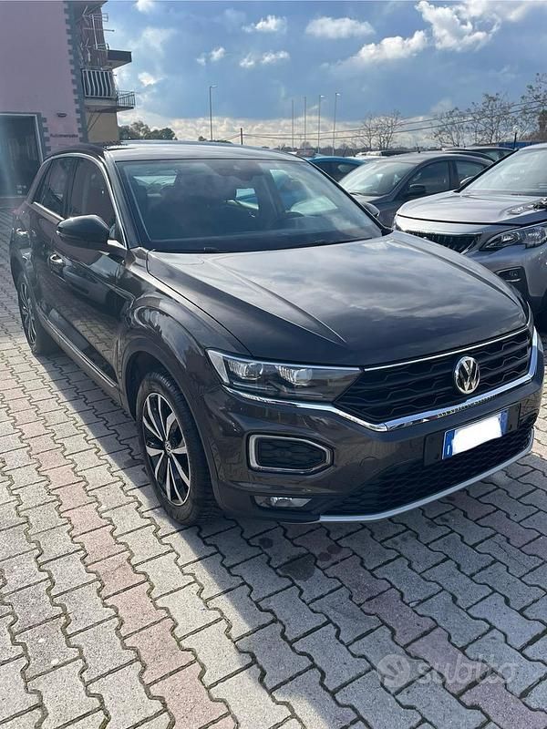 Usata VW T-Roc Advance 150 CV (110 kW) 2019 Grigio SUV