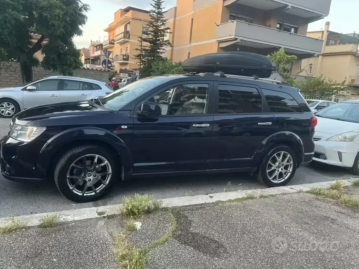 Usata Fiat Freemont 170 CV (125 kW) 2012 Blu SUV