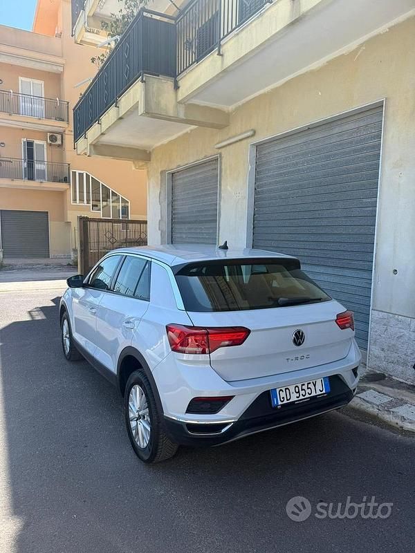 Usata VW T-Roc 150 CV (110 kW) 2021 Grigio SUV