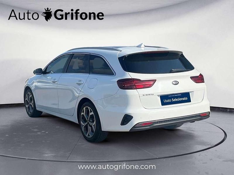 Usata Kia Ceed 140 CV (102 kW) 2020 Bianco Utilitaria