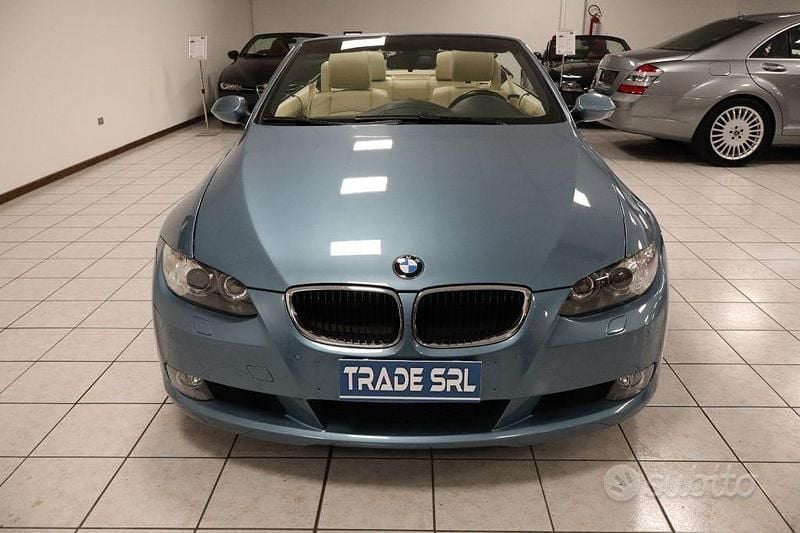 Usata BMW 320 Cabriolet Comfort Edition 170 CV (125 kW) 2007 Blu Cabrio