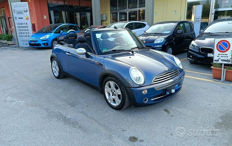Usata Mini One Cabriolet 90 CV (66 kW) 2005 Blu Cabrio