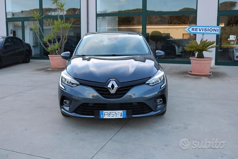 Usata Renault Clio V Intens 85 CV (62 kW) 2020 Grigio Berlina