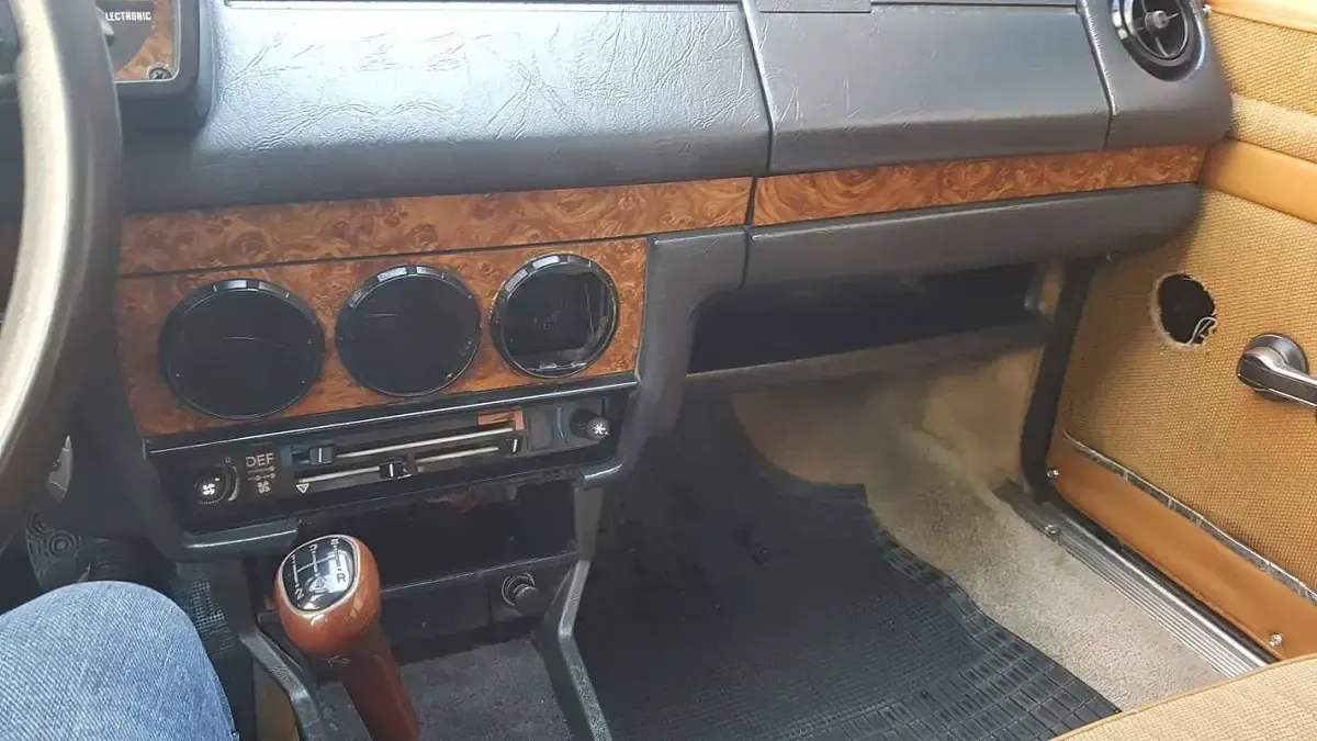 Usata Alfa Romeo Alfetta 129 CV (94 kW) 1981 Blu/azzurro Berlina