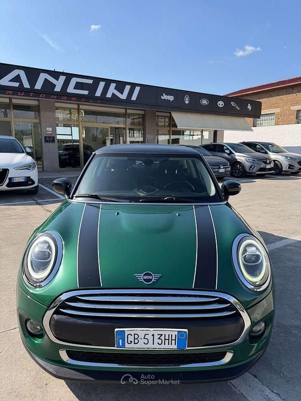 Usata Mini ONE 102 CV (75 kW) 2020 Verde Utilitaria