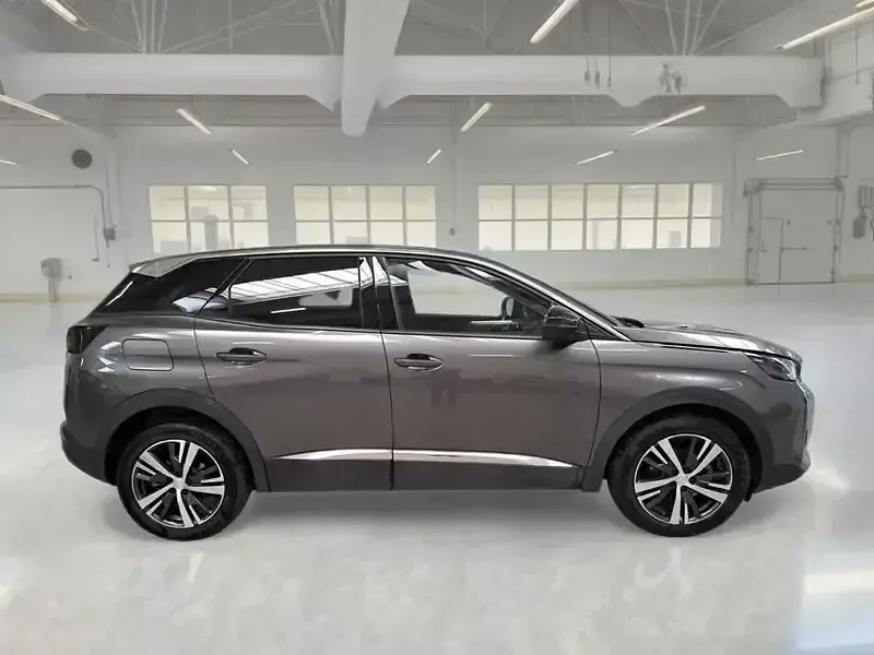 Usata Peugeot 3008 Allure 130 CV (95 kW) 2023 SUV